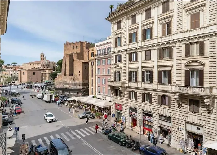 Fori Imperiali Luxe Mansion