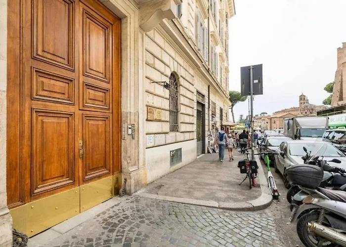 Fori Imperiali Luxe Mansion Konukevi